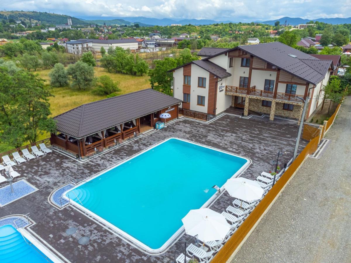 Sofion Hotel&Resort Solotvyno Eksteriør bilde