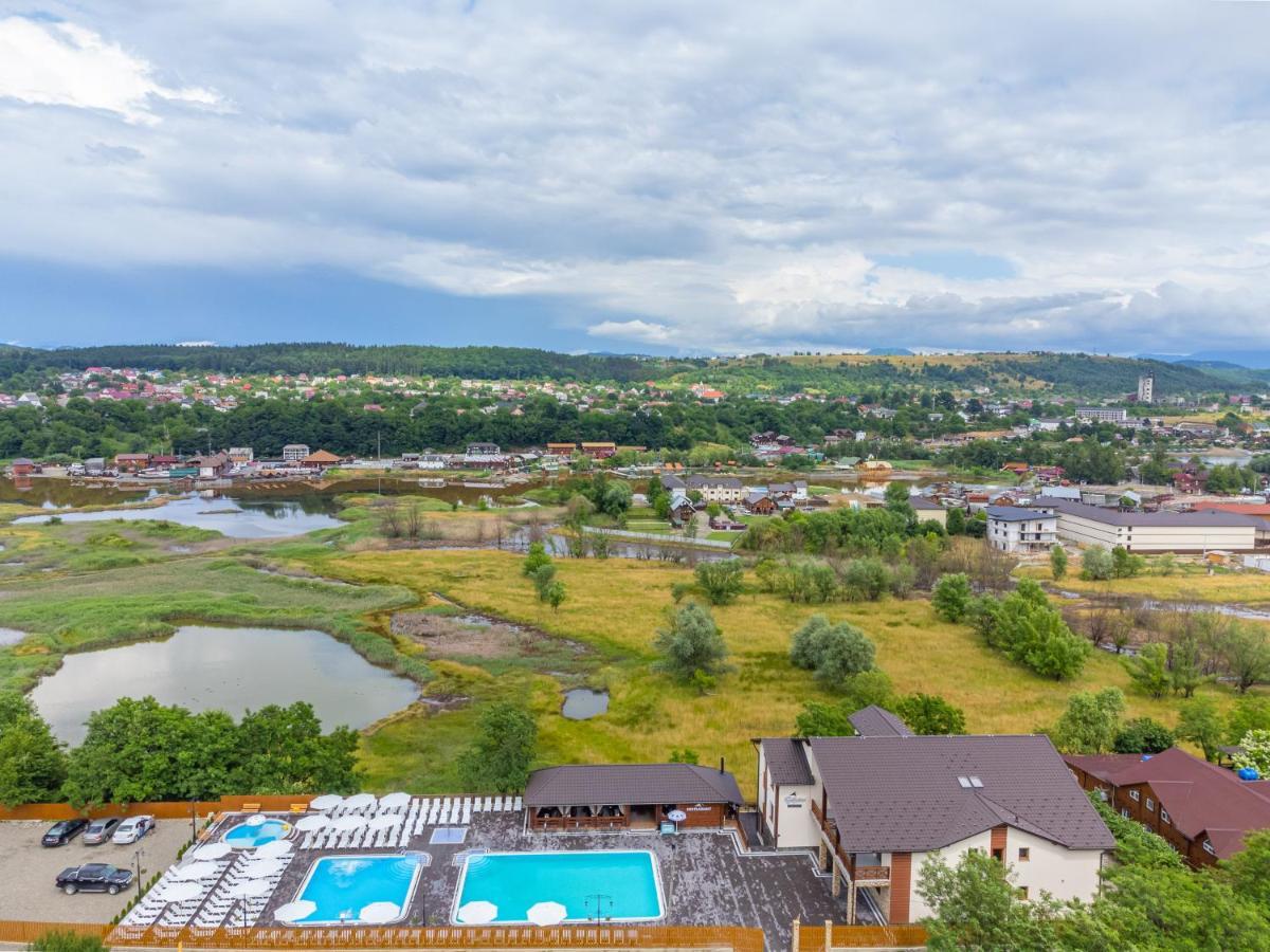 Sofion Hotel&Resort Solotvyno Eksteriør bilde