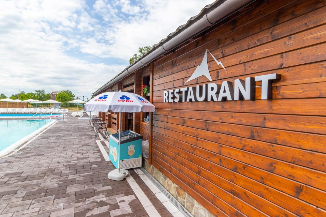 Sofion Hotel&Resort Solotvyno Eksteriør bilde