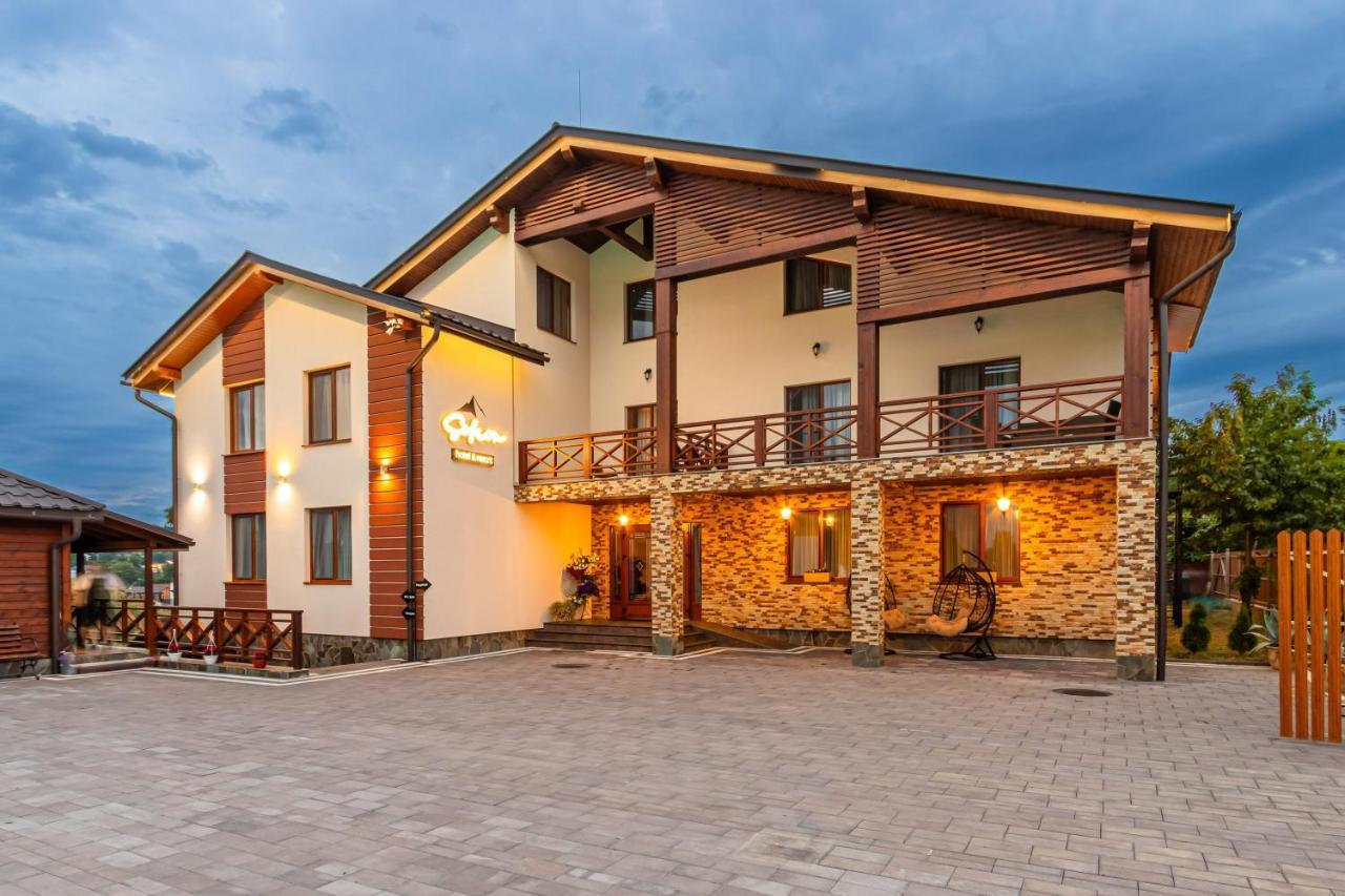 Sofion Hotel&Resort Solotvyno Eksteriør bilde